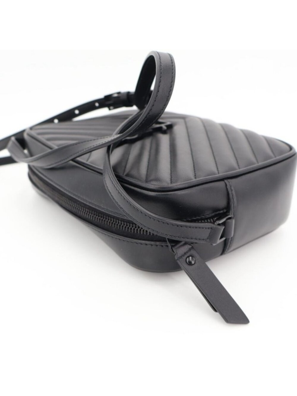 Saint Laurent Black Shoulder Bag - Picture 7 of 9